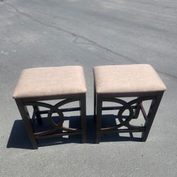 Counter Stools 
