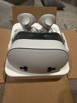 Meta Quest 3S 128GB VR Headset