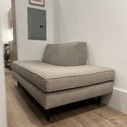Room & Board Reese Chaise Sofa |Cowy Cloud Gray Fabric | Office Livingroom Bedroom Sofa