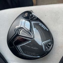 COBRA DARKSPEED MAX DRIVER HEAD