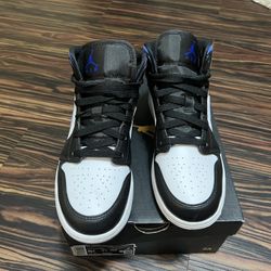 Air Jordan 1MID 