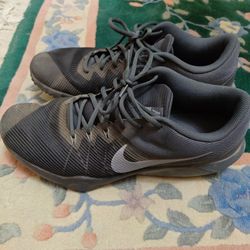Nike Retaliation TR Men's Running Shoes Size 13 Good Condition