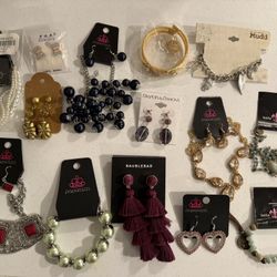 Lot Fashion Jewelry 