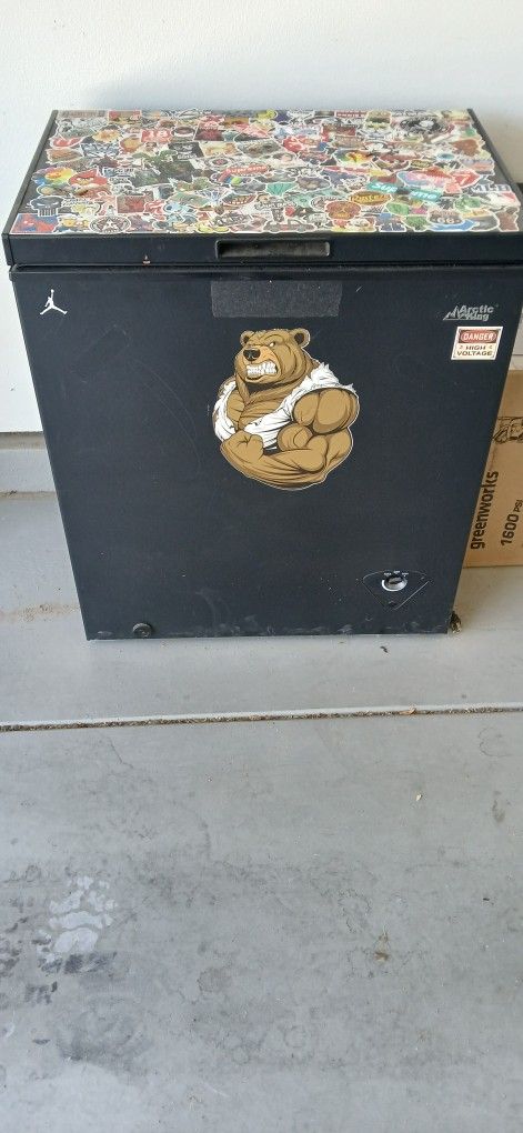  Freezer Chest