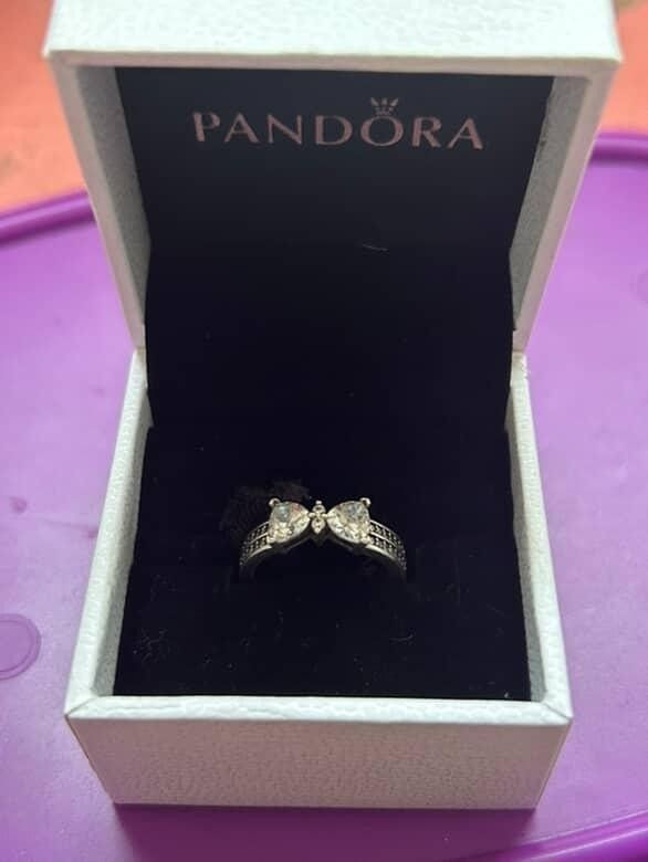 Pandora Bow Shape Ring