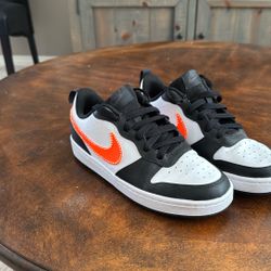 Like NEW shoes $20 EACH