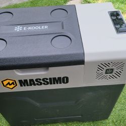 Massimo E-Kooler 40L Electric