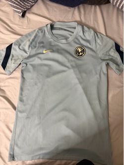 America training top size Men’s medium