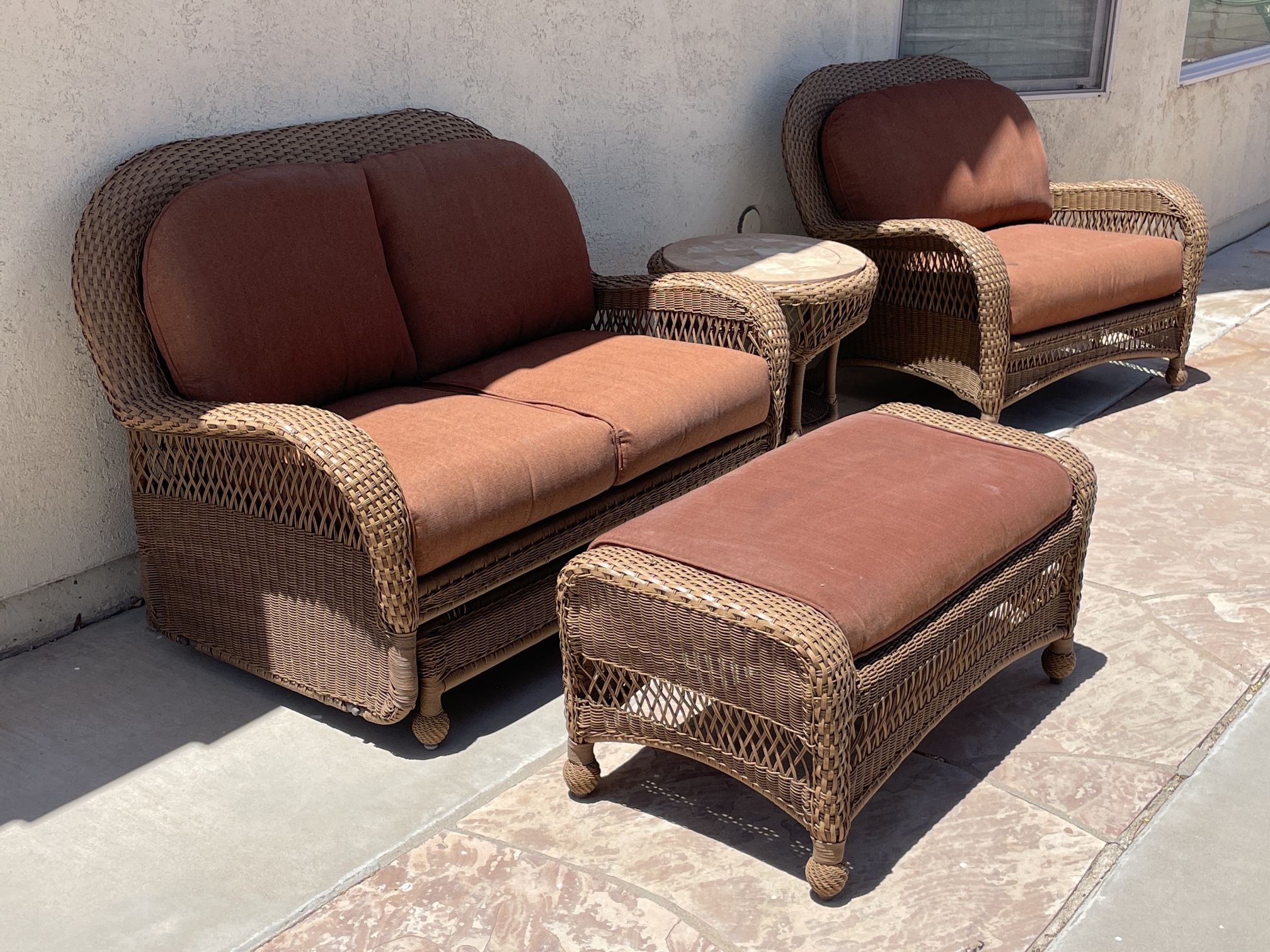 Outdoor Wicker Furniture Set