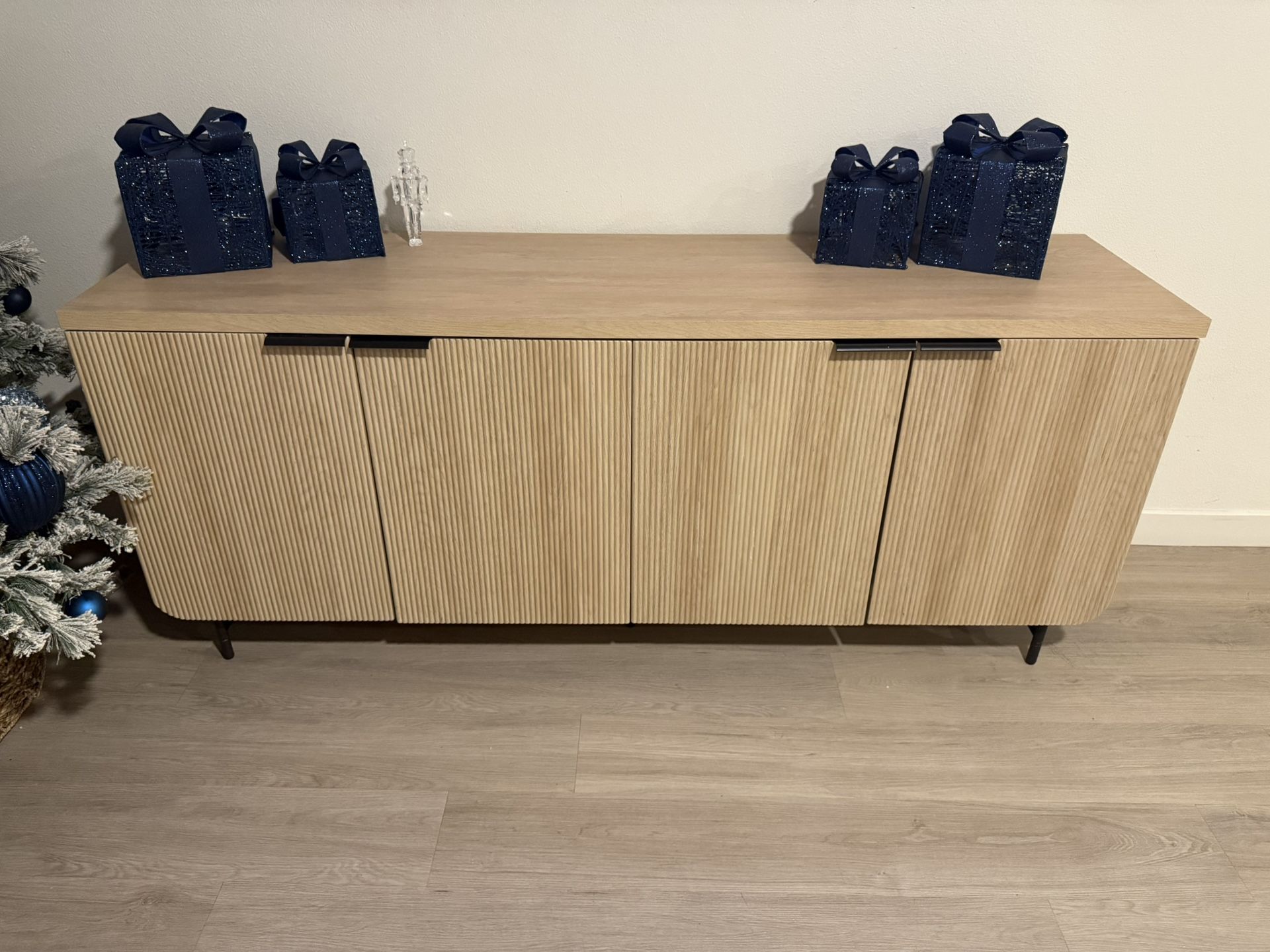 Tv Console Oak Color