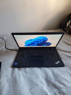 Lenovo: Core i7. Windows 11 V-24H2, Wi-Fi. MS-office. M.2 Drive, WebCam.