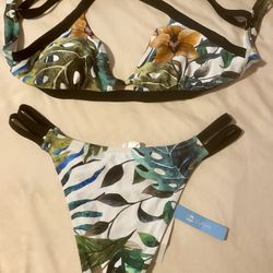 NWT Cupshe  Bikini Large Bottom And Top