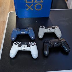 PS4 Slim Days Of Play Collectors Edition + 4 Controllers 