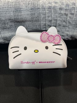 Hello Kitty Makeup Pouch