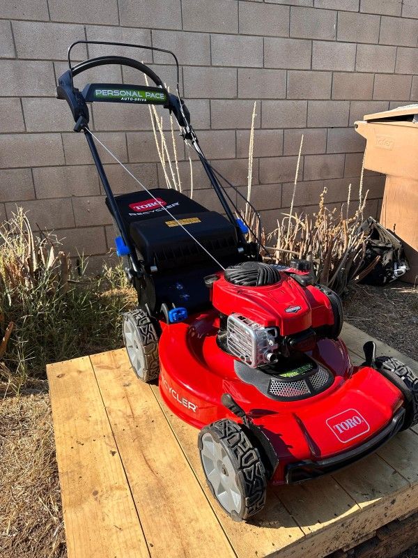 Toro Recycler 22 Briggs Stratton Personal Pace Electric