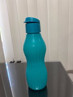 Botella Tupperware mediana