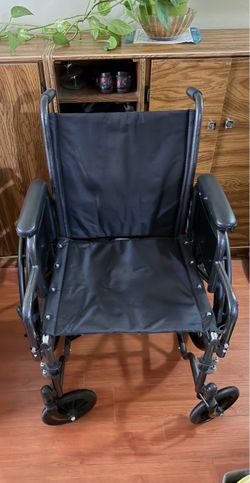 Wheel chair has leg rest too
