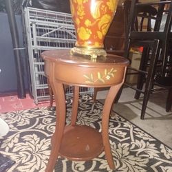 Mini Antique hutch And Vase  “pending P/ U Hutch”