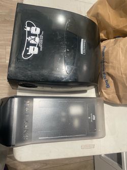 Paper towel and napkin dispenser (obo)
