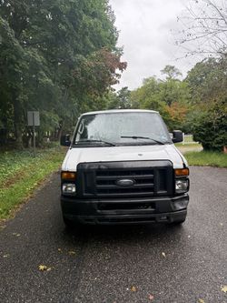 2013 Ford E250