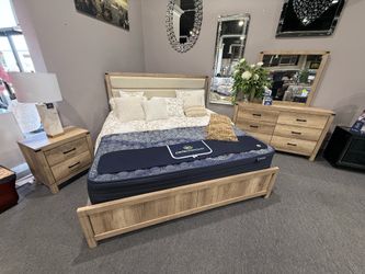 4 PC KING BEDROOM SET