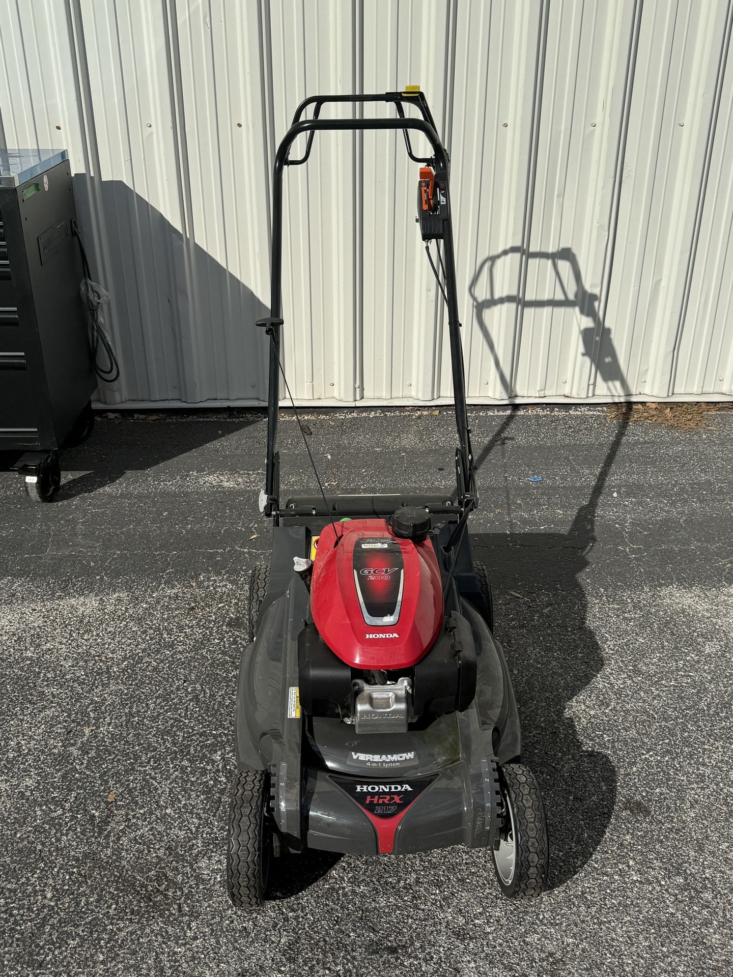 Honda HRX217 Self Propelled Variable Speed Lawn Mower
