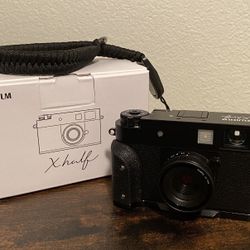 Fuji X Half (black) With Accessories