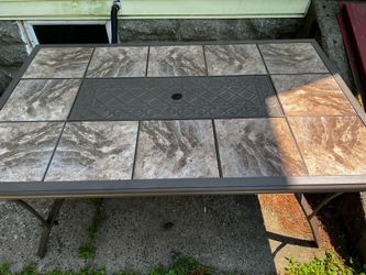 6-seat patio set