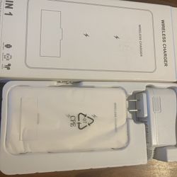 New Foldable Wireless Charger, 18W 3 in 1 Fast Wireless Charging Station 