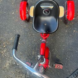 Schwinn Roadster Kids Tricycle
