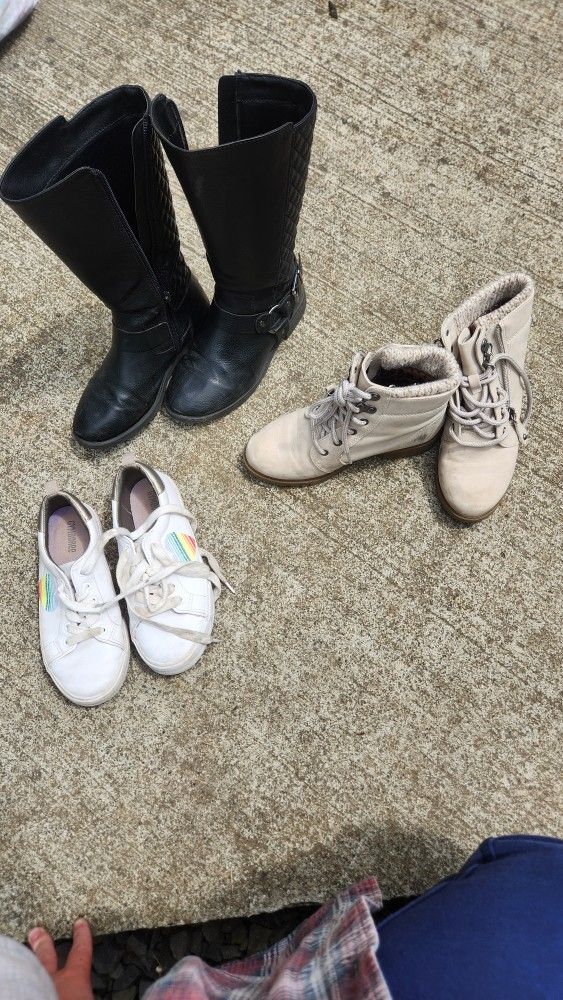 Girls Shoes Size 1