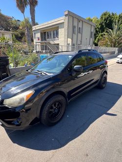 Subaru hatchback crosstrek 2014