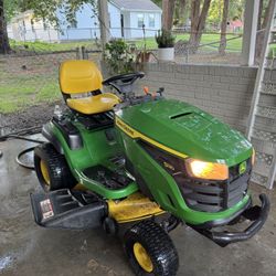 John Deere S130