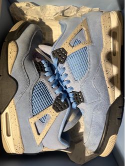 Jordan 4 unc