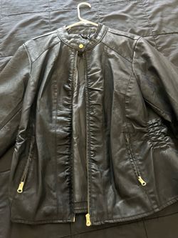 Womems learher jacket