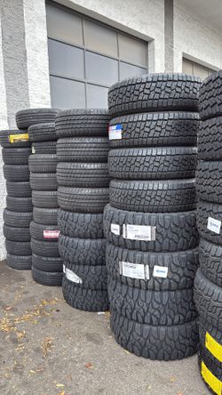 33x12.50R20 SET OF 4 TIRES WITH INSTALLATION WE DO FINANCE 