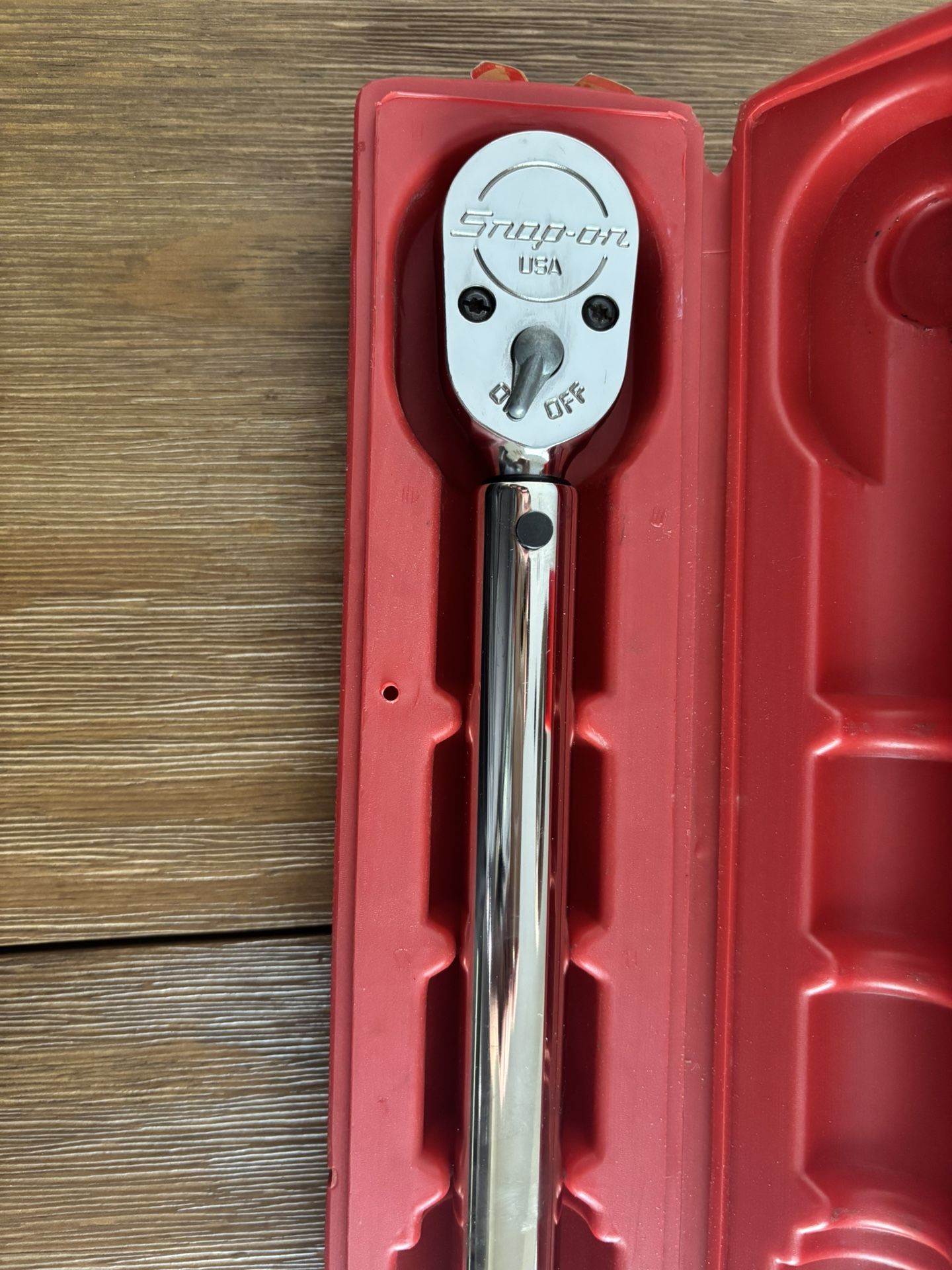 Snap-On 1/2” Torque Wrench 50-250 ft lbs