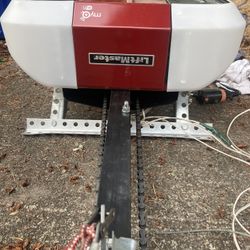 Lift master Garage Door Opener