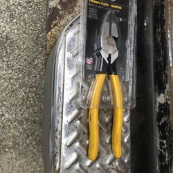 Brand New Klein Lineman Plier
