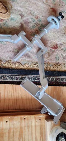 Monitor mount