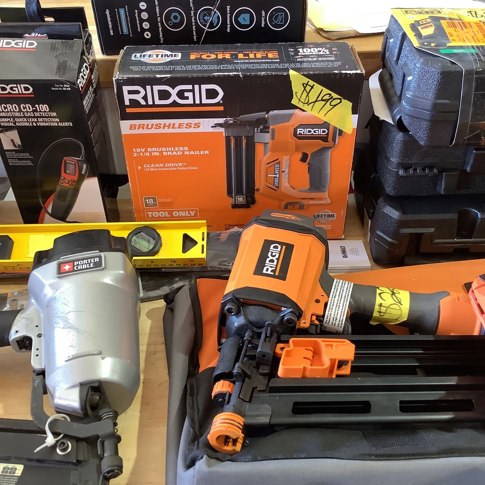 RIDGID 18V Brushless Cordless 18 Gauge 1/8 Brad Nailer (Tool Only)  with CLEAN DRIVE Technology