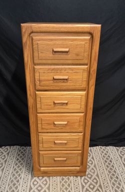 Stanley oak 6 drawer dresser