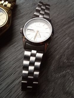 Woman's Seiko bundle deal 🤝 140$ cash