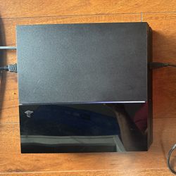 PS4 & Red Controller PLAYSTATION 4 CONSOLE – Working