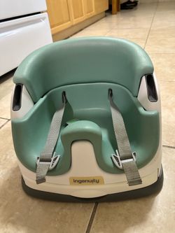 Ingenuity Baby Base 2-in-1 Booster Feeding and Floor Seat with Self-Storing Tray - Mist
