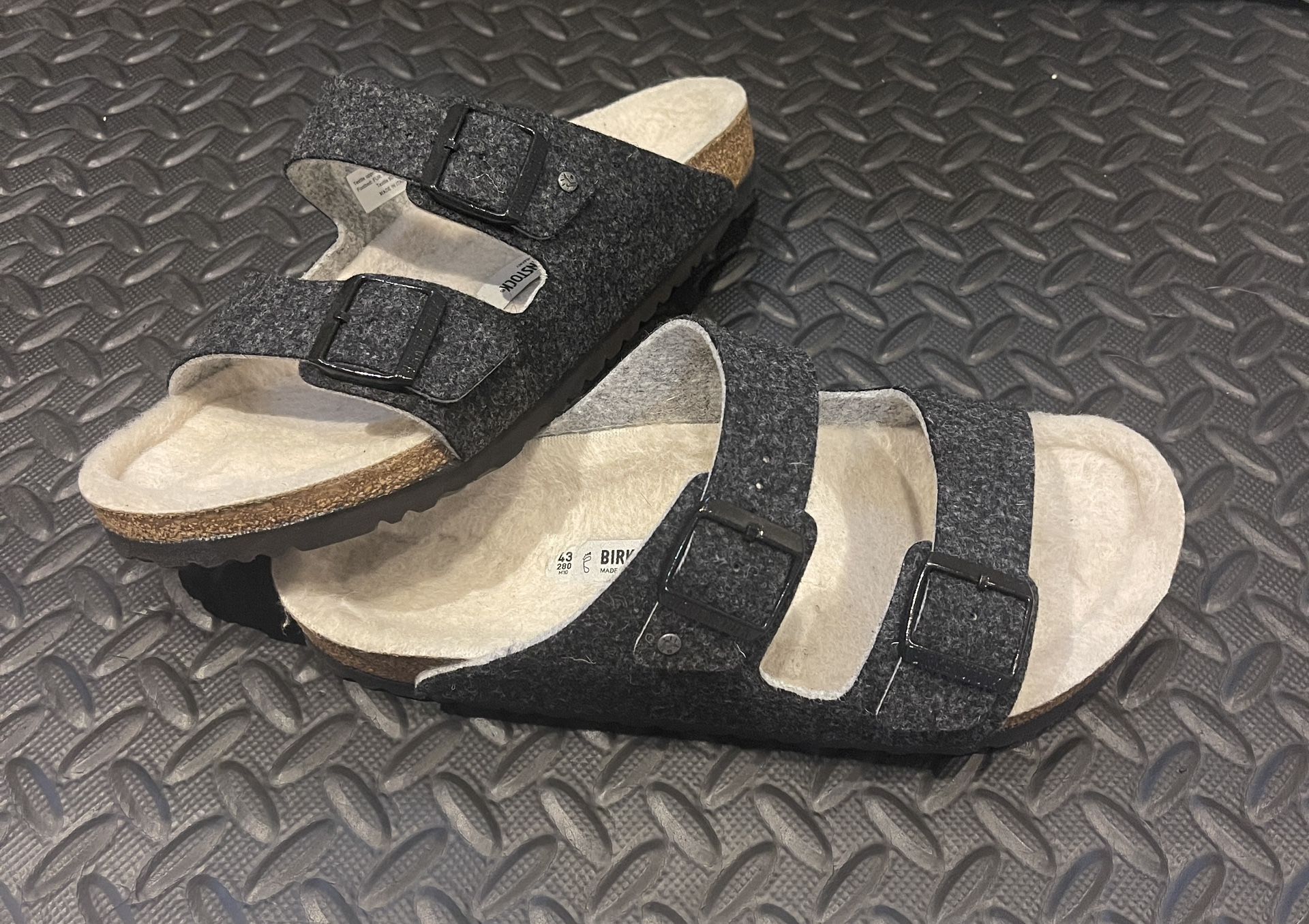 Birkenstock Arizona Rivet Wool Felt Size 43