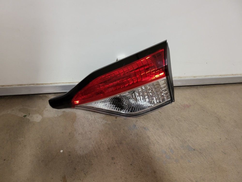 2020 - 2024 Toyota Corolla Tail Light Inner Oem Right Side