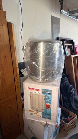 Stainless stock pot 16 gallon