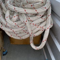 Approximately 116’ of 1-1/8” Samson rope