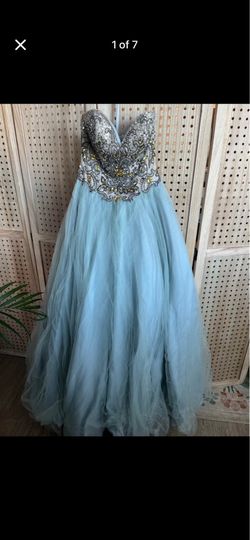 Cinderella-Inspired Dusty Blue/Grey Prom Formal Quinceañera Dress – Beaded Bodice, Full Tulle Skirt